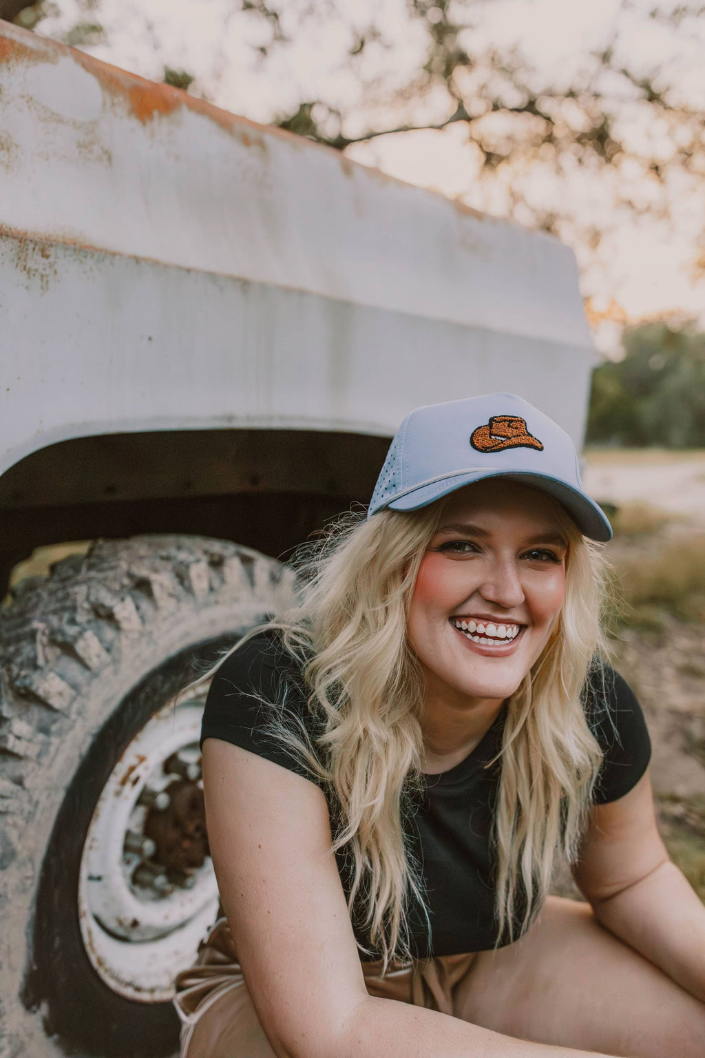 VINTAGE LID * HAT TIPS