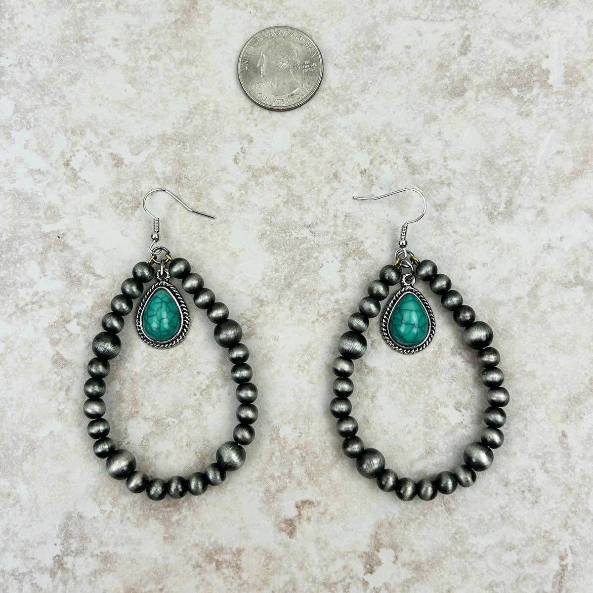 ER230424-01-GREEN      Silver Navajo pearl with green teardrop Earring