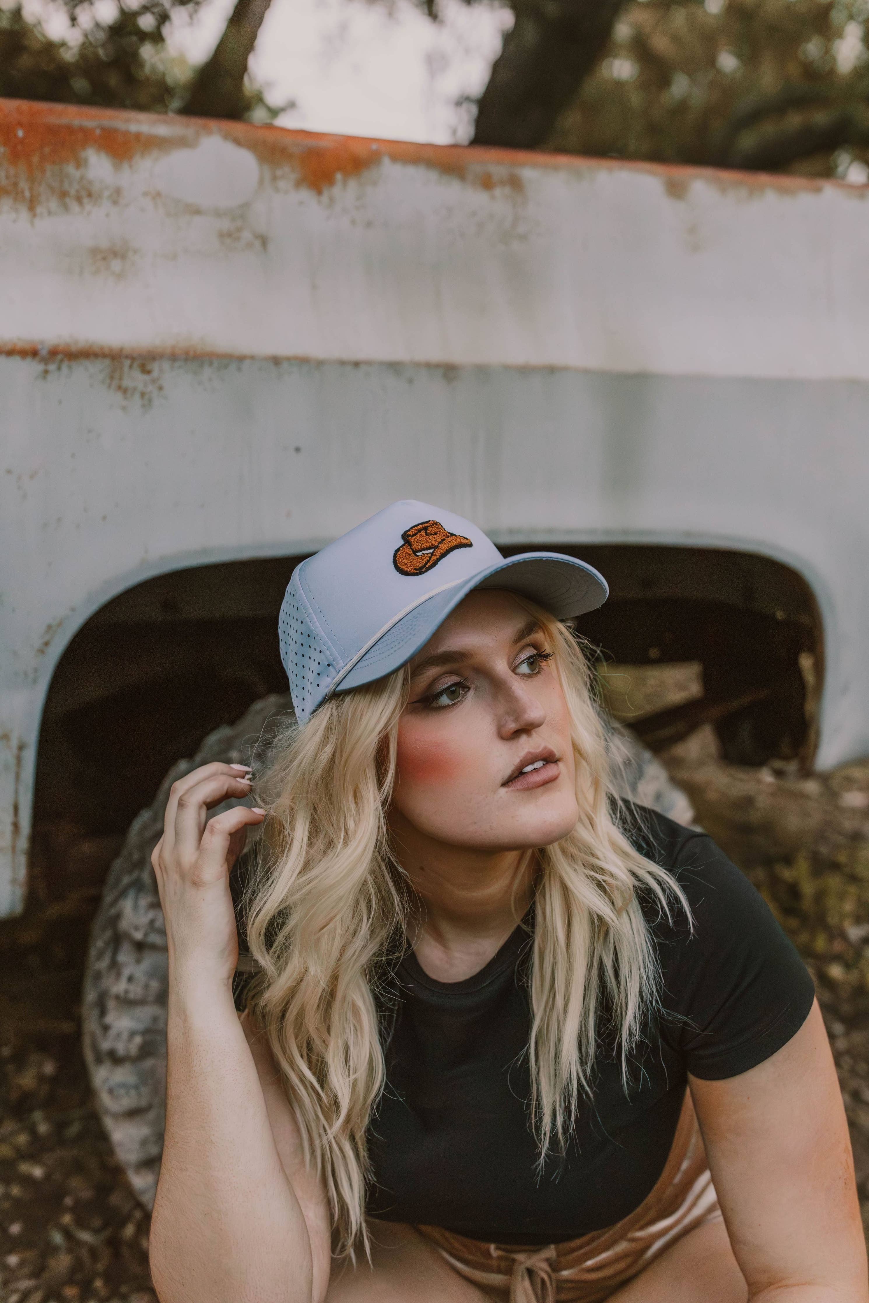 VINTAGE LID * HAT TIPS